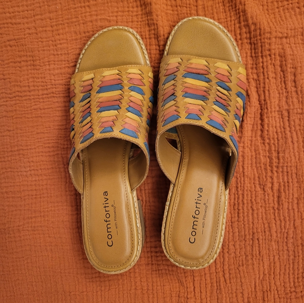 Comfortiva Woven Slide Sandals